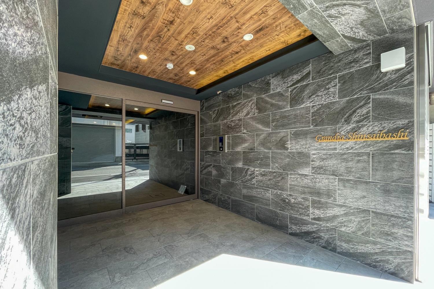 Ferienwohnung Grandia Shinsaibashi Ōsaka Exterior foto